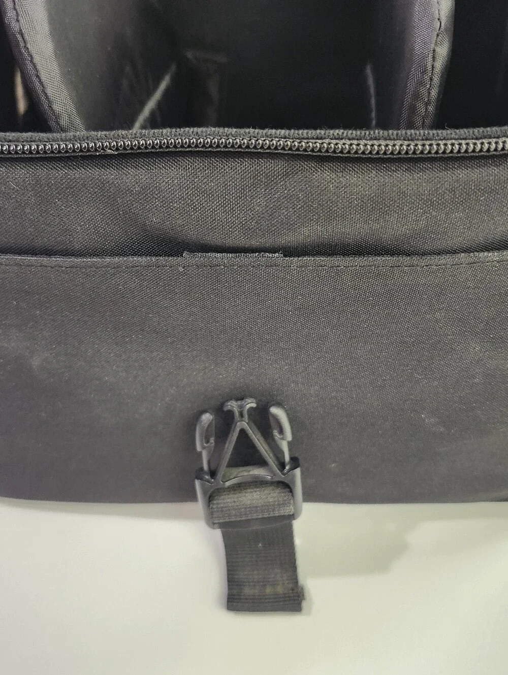 Designer Black DSLR Camera Bag, HAN-E226678000000 Barely Used, Excellent Conditi